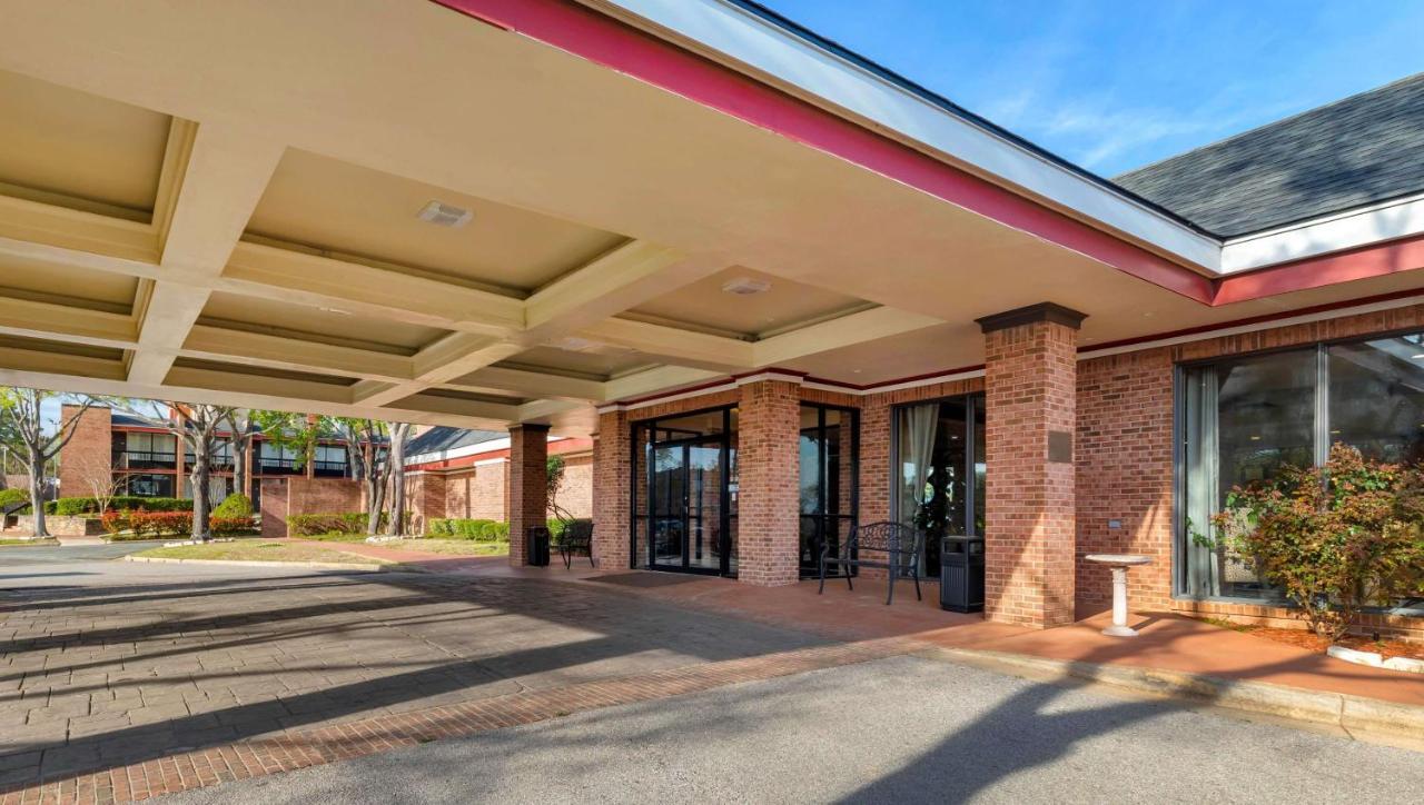 Magnuson Grand Hotel And Conference Center Tyler Kültér fotó