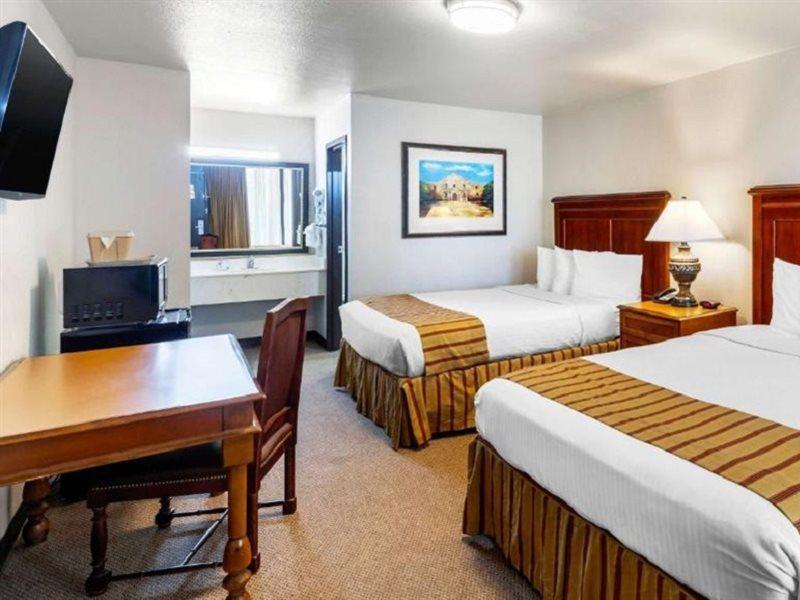 Magnuson Grand Hotel And Conference Center Tyler Kültér fotó