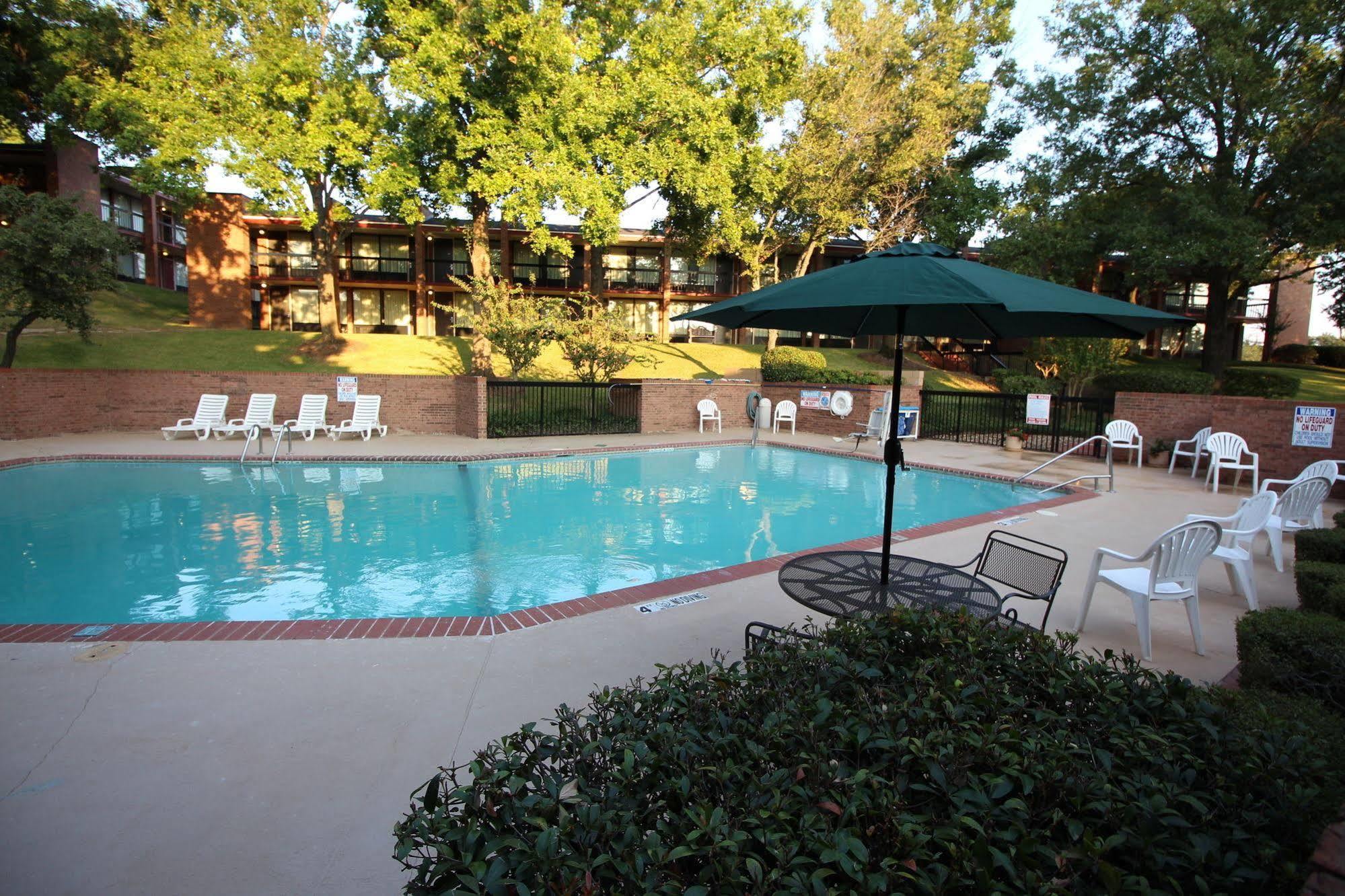Magnuson Grand Hotel And Conference Center Tyler Kültér fotó
